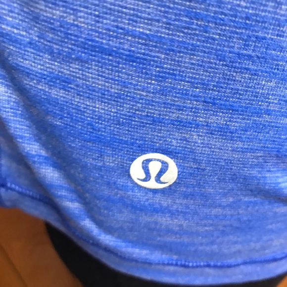 Lululemon 5 Mile Long Sleeve - blue- Size None - measurements In the Photos - Picture 4 of 14